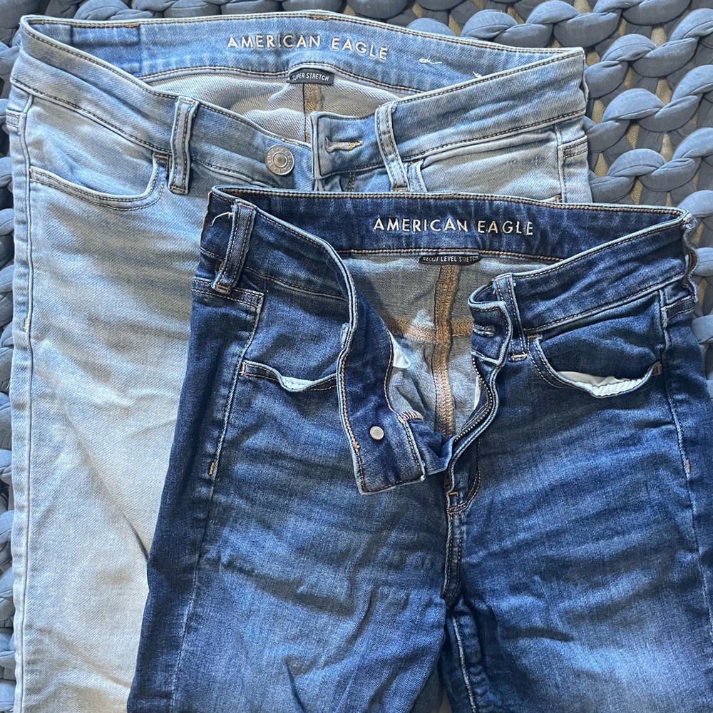 Lot of 2 American Eagle Skinny Jean Size 4